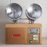 چراغ اضطراری ژاپنی نو