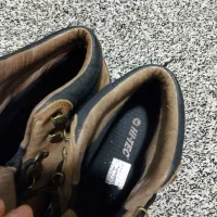 کفش کوهنوردی|کیف، کفش، کمربند|کرج, کلاک پایین|دیوار