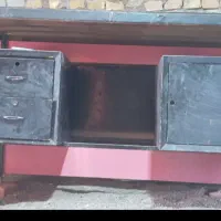 میز فلزی بسیار سنگین