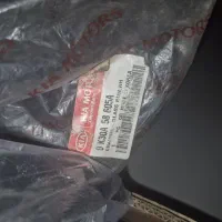 طاقچه دسته دو و ماهوتی جلو راست ریو فابریک و نو