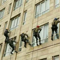 پیچ و رولپلاک سنگ سرامیک نما بدون داربست طناب راپل