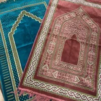 دو عدد جا نماز مخمل کاملا اکبند حتی مناسب کادو