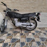 موتورسیکلت پارکینگی