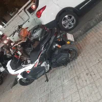 اسکوتر|موتورسیکلت|میانه, |دیوار