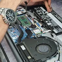 تعمیرات تخصصی لپتاپ کامپیوتر نرم افزار سخت افزار