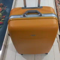 چمدان محکم جادار بزرگ|کیف، کفش، کمربند|بندرعباس, |دیوار