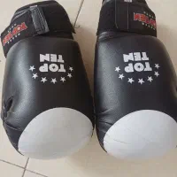 دسکش‌وکلاه بوکس