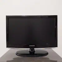 تلویزیون ۲۲ اینچ سامسونگ LCD