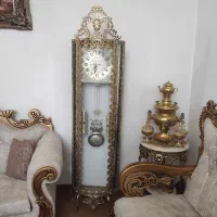 ساعت برنزی