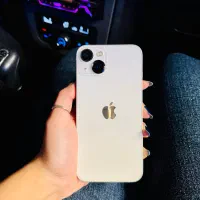 ایفون ۱۳ تمیز