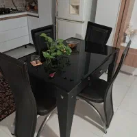 میز ناهار خوری ۴ نفره