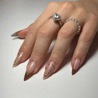 جشنواره کاشت و ترمیم ناخن