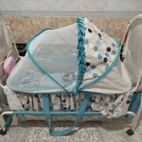 گهواره|تخت و صندلی بچه|ساوه, |دیوار