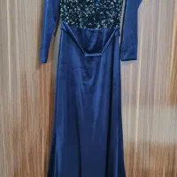 لباس مجلسی|لباس|صومعه‌سرا, |دیوار