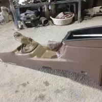 کنسول وسط سمند زیبا و سالم