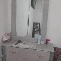 آیینه وکنسول