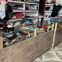 رگال لباس و ویترین مغازه