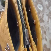 کیف|کیف، کفش، کمربند|کرمان, |دیوار