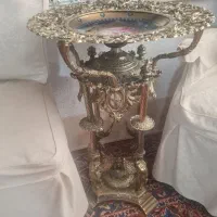 کنار سالنی زیبا