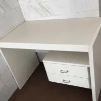 میز تحریر و کامپیوتر چوبی