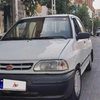 پراید سفید
