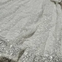 لباس عروس (عقد)|لباس|اصفهان, برازنده|دیوار