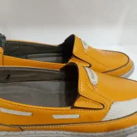 کفش و شال وروسری