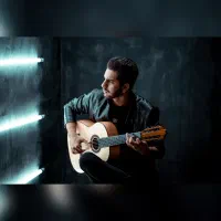 آموزش گیتار(پاپ،فلامنکو) / محمدمهدی سلمانی