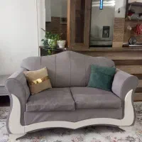 مبل هفت نفره قیمت 15ملیون می باشد درحد نو هست