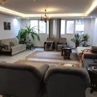 بلوار کوهک۱۳۳ متر ۲ خواب تراس قابل چیدمان