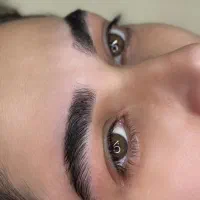 اصلاح ابرو و بند تمیز و حرفه ای