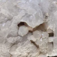 لطفا خریداران سنگ الماس خام تماس بگیرندـ