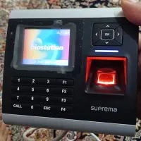 دستگاه حضور و غیاب