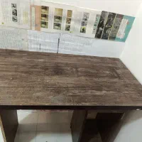 میز چوبی