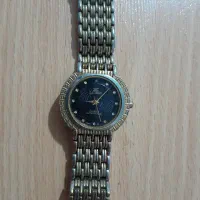 یک عدد ساعت قدیمی