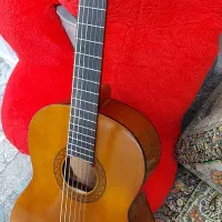 گیتار سی۴۰ اصل در حد نو|گیتار، بیس، امپلیفایر|قائم‌شهر, |دیوار