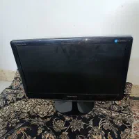 مانیتور سامسونگ سالم وخوب پیام بدهیدباتخفیف جزئی