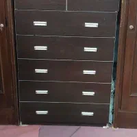 دو تا کمد لباس و جادار و ی دراور