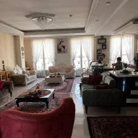 155-متر-3-خواب-غرق-در-نور-سالن-پرده-خور-تاپ-لوکیشن