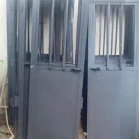 پخش درب انباری سایزها مختلف رنگ شده کلی وجز