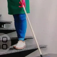 نظافتچی خانم هستم با خانه تکانی