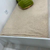 تخت سالم و ساده سفید نوجوان|تخت و سرویس خواب|کرج, شاهین‌ویلا|دیوار