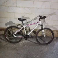 دوچرخه ویوا ترمز هیدرولیک سالم|دوچرخه، اسکیت، اسکوتر|خمین, |دیوار