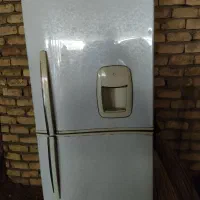 یخچال دودرب تازه گازش پرشده