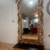 آینه و کنسول در حد نو