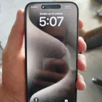 اپل iPhone 15 Pro Maxحافظه۲۵۶ باتری۹۷ آنتن دارد