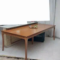 میز به ابعاد ۲۴۰×۱۲۰