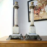 یک جفت پایه ی چراغ قدیمی