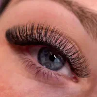 کاشت واکستنشن مژه/لیفت و لمینت مژه ابرو از۱۵۰تا۲۹۸|خدمات آرایشگری و زیبایی|قزوین, |دیوار