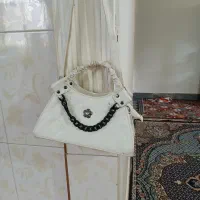 مقداری کیف|کیف، کفش، کمربند|بروجرد, |دیوار